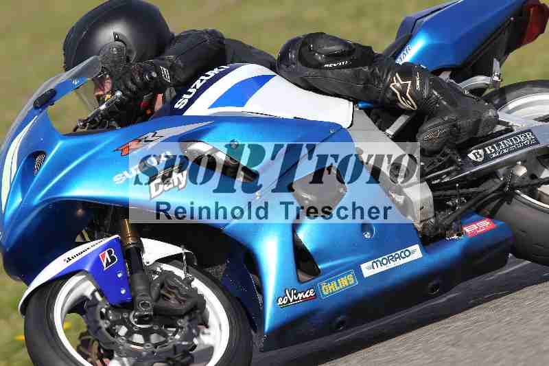 /Archiv-2023/06 10.04.2023 Moto Club Anneau du Rhin/Blanc-Novice/9